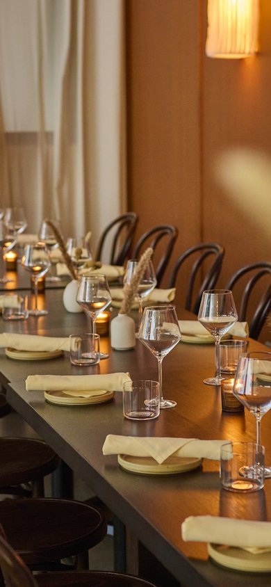 Nerina Large Parties